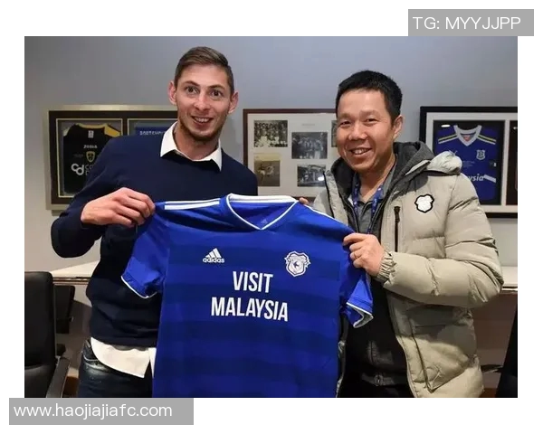 王娜专访：从绿茵场到人生舞台的精彩足球旅程回顾