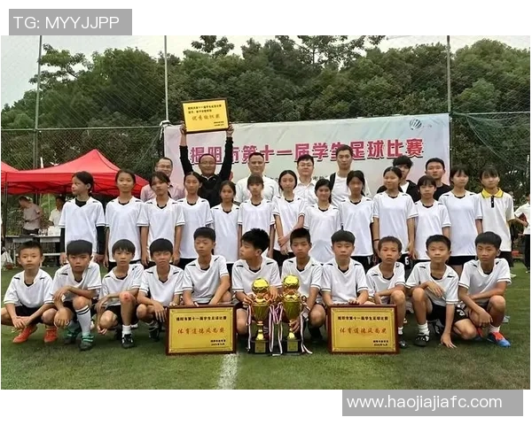 西安足球队与成都足球队赛后复盘分析力量对比与战术探讨